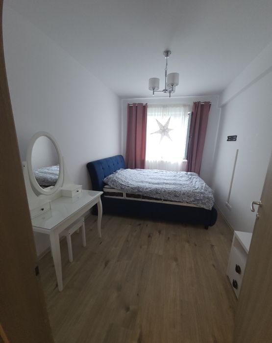 Proprietar vand apartament