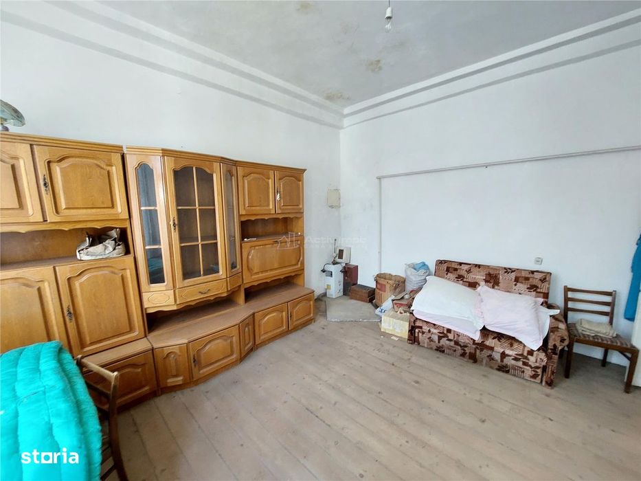 2 camere in cladire P+1,etaj 1, 60 MP,  beci subsol, Ultracentral