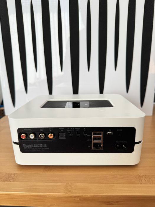 Bluesound Vault 2- Ripper Cd & Stocare 2Tb Hdd- Streamer Hi-Res-