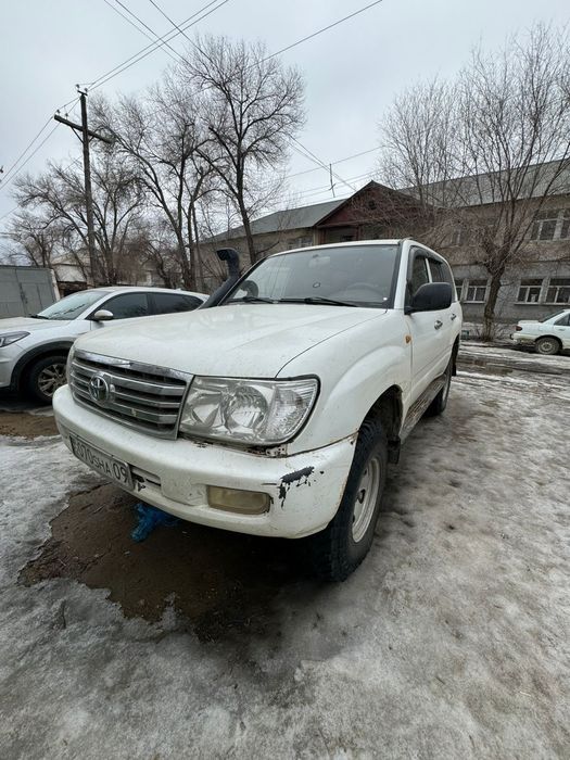 Toyota Land Cruiser 105