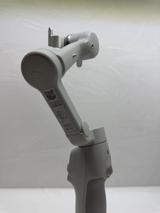 DJI Osmo Mobile 7