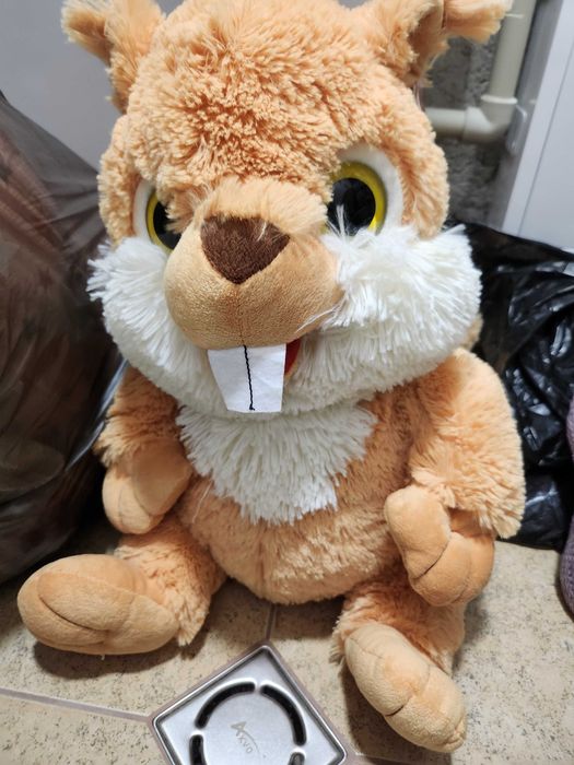 Плюшена играчка Катерица