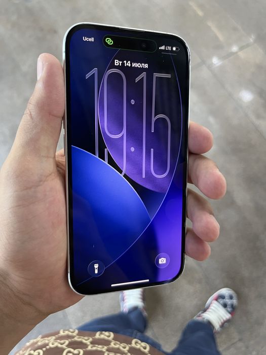 iphone 16.      .