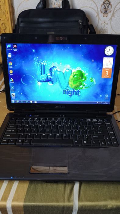 Noutbuk ASUS madel