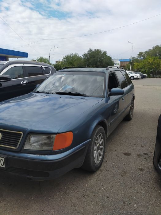 Продам Ауди 100 с4 универсал