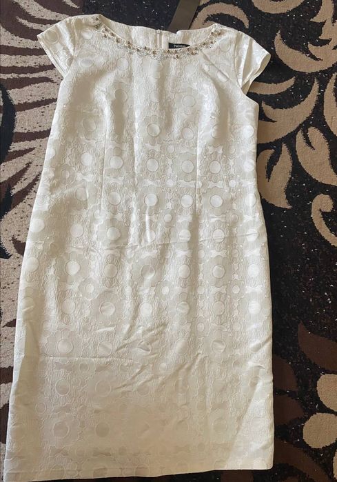 Распродажа вещей с магазина ,платья ,вечерние ,шорты