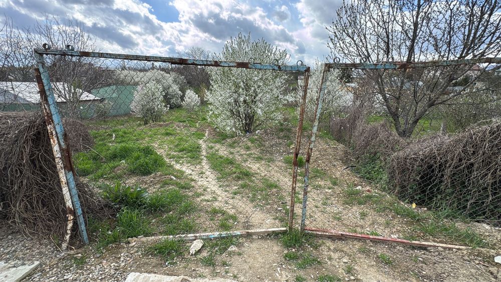 Vand teren Bariera Traian