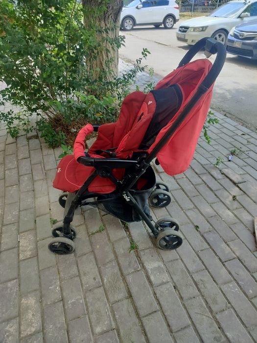 Детская коляска .