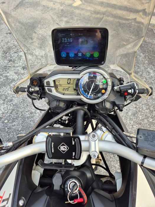 TRIUMPH TIGER 800 , 2014 Navigatie