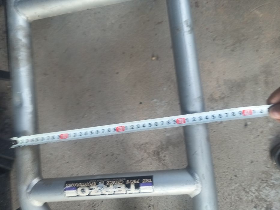 Продам лестницу на крышу багажника
