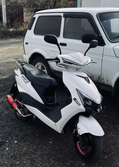 Продается м8 про