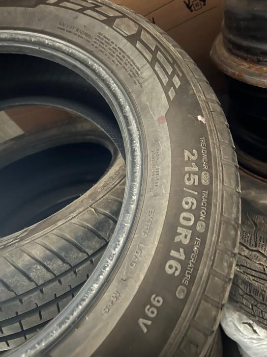 Несколько комплектов резины