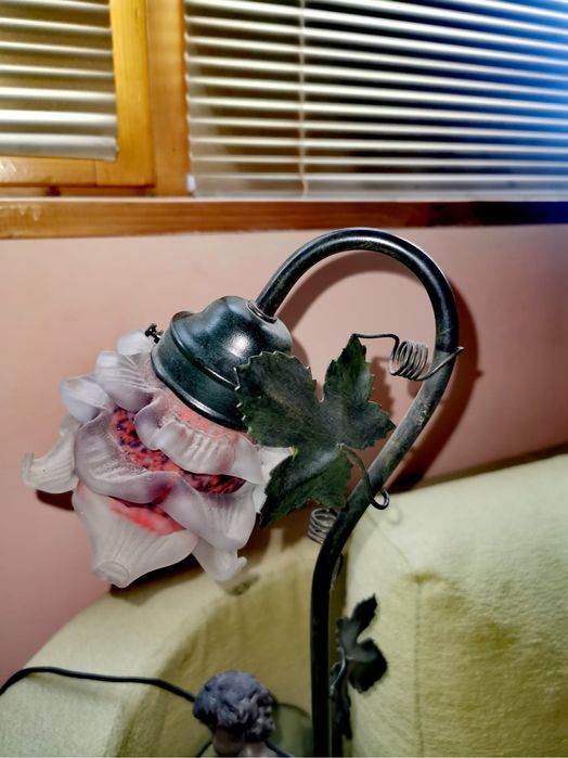 Антикварна Ар Нуво настолна лампа фигура дизайн Муро / copy A Morea