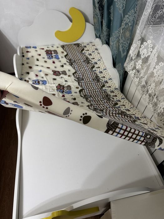 продам кровать детскую в отл сост