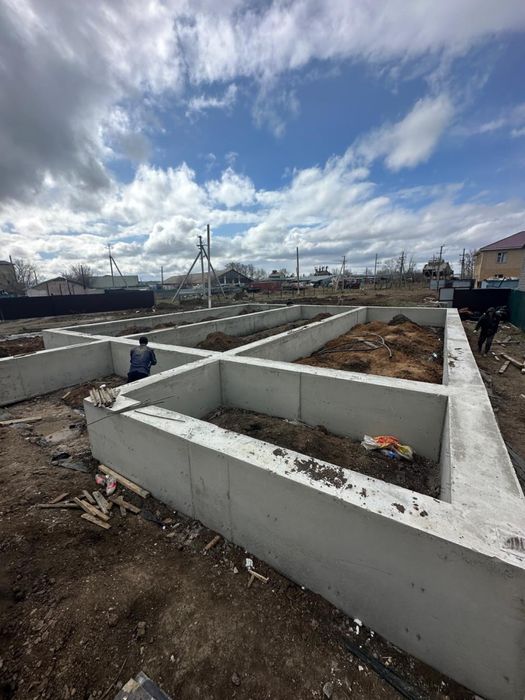 Заливка фундамента