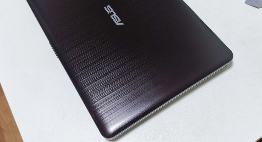 Ноутбук Asus Core i3-6006U продам