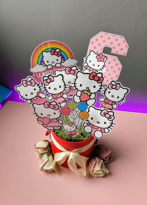 Toppere tort cu Hello Kitty