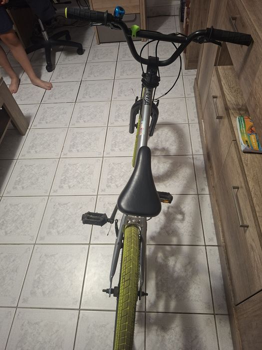 Vand bicicleta pt copii