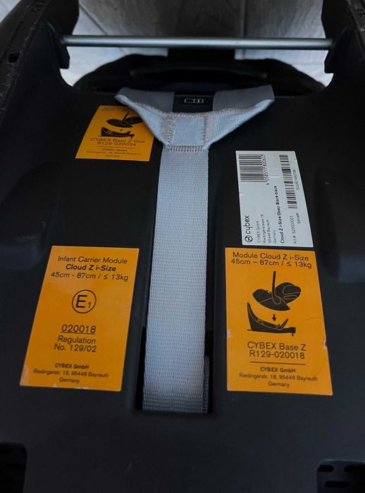 Cybex Cloud Z i-Size Platinum (45-87см) – Като ново, цвят Black