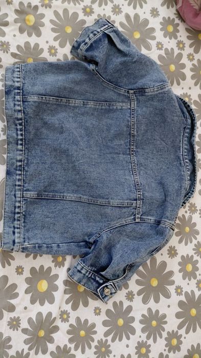 Джинсовая куртка