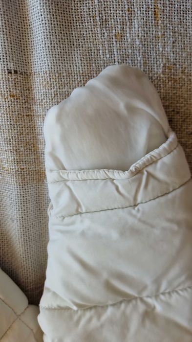 Космонавт/ескимос H&M размер 62-68 (2-6 месеца)