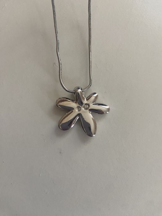 Колие Swarovski бяло розово цвете