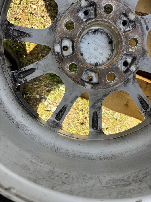 Vand Jante Bmw cu Anvelope Vara