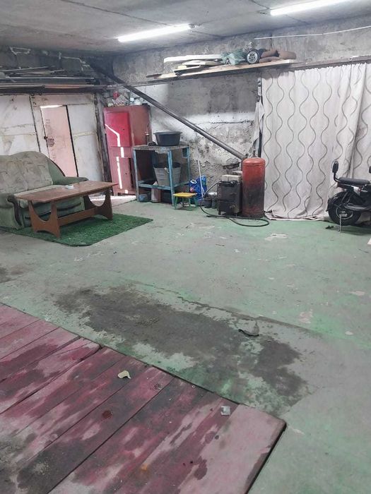 Сдам гараж под склад
