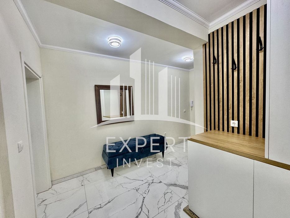 Продава се Двустаен апартамент в Варна, Изгрев - 110 кв.м за 1591 €/кв.м - Снимка #11