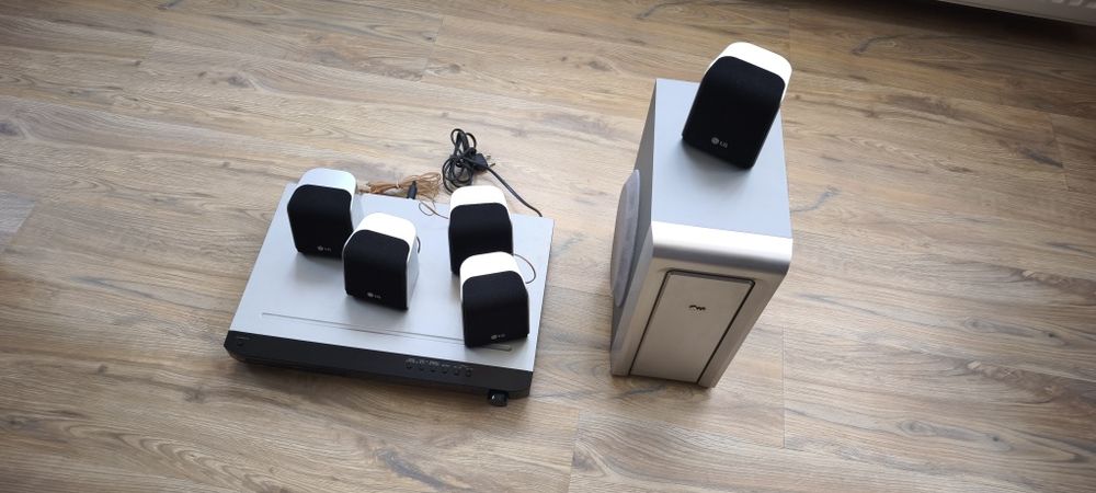 Sistem 5.1. lg subwofer