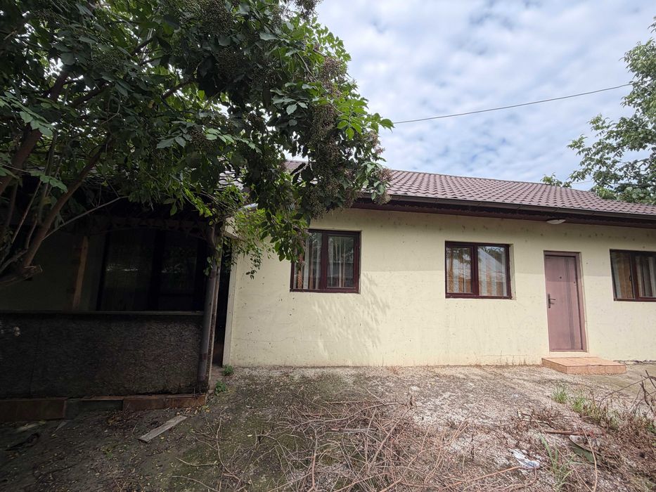 2 corpuri de casa de vanzare Margineanu - Buzau