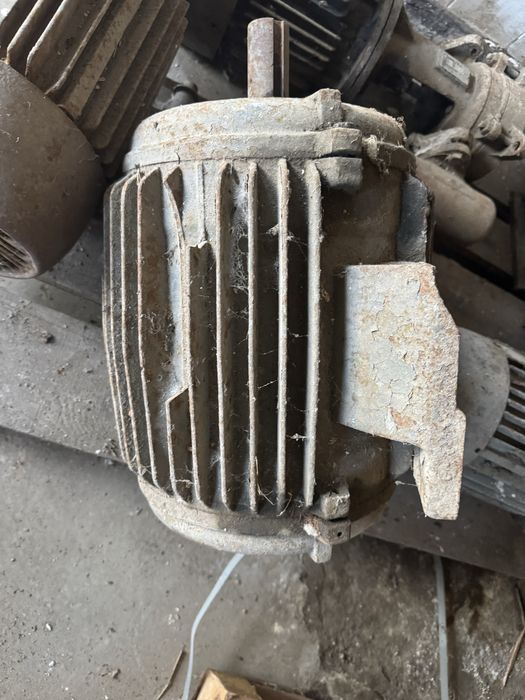 Motoare electrice