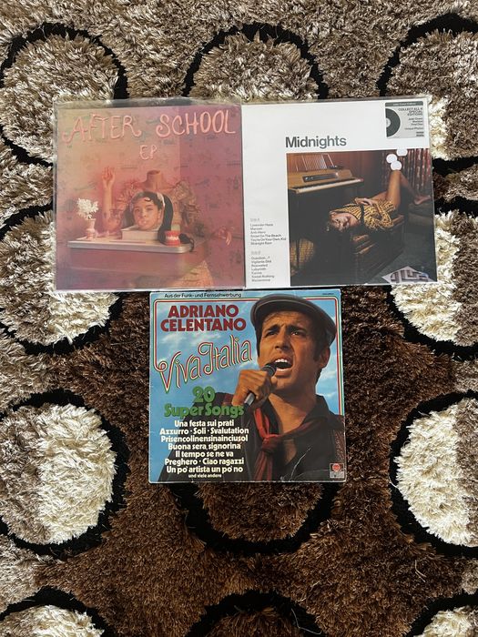 Грамофонни плочи Melanie Martinez, Taylor swift, Adriano Celentano