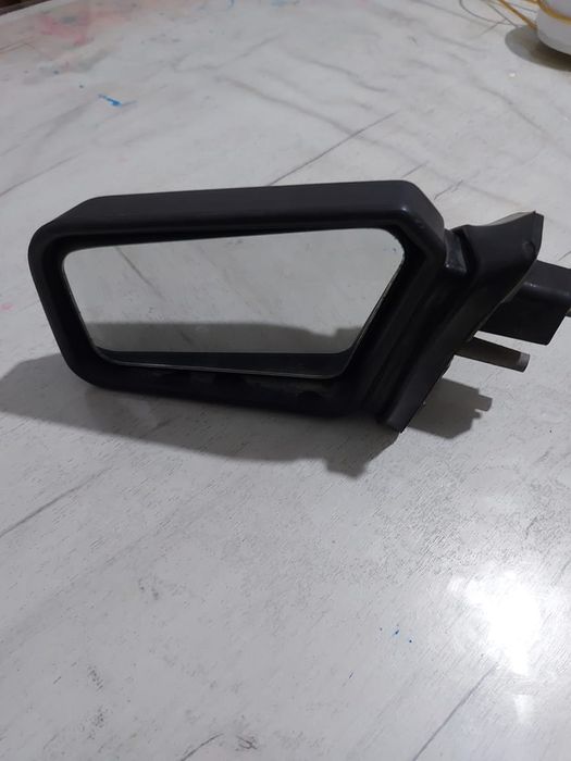 Продам зеркало на ваз2115