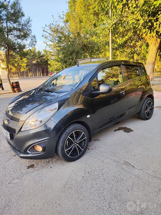 Spark mexanik sotiladi. Kraskasi toza.