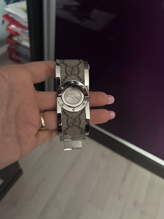 Vand/schimb Ceas Gucci Original Nou