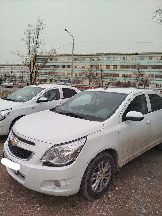 Cobalt avtomobili sotiladi