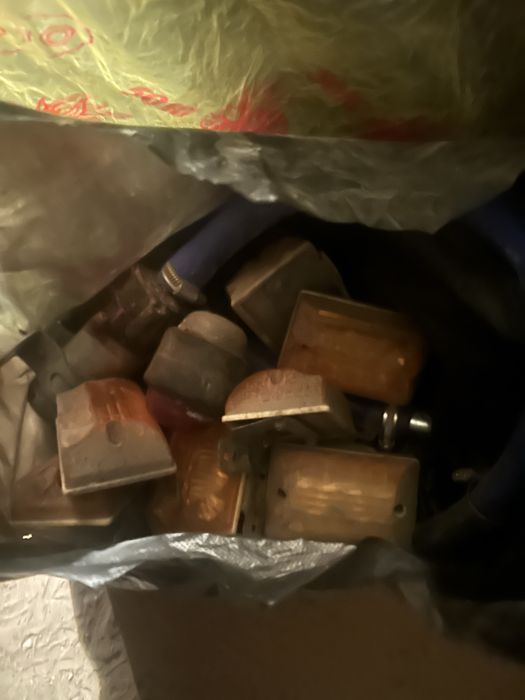 Продам фонари на газель