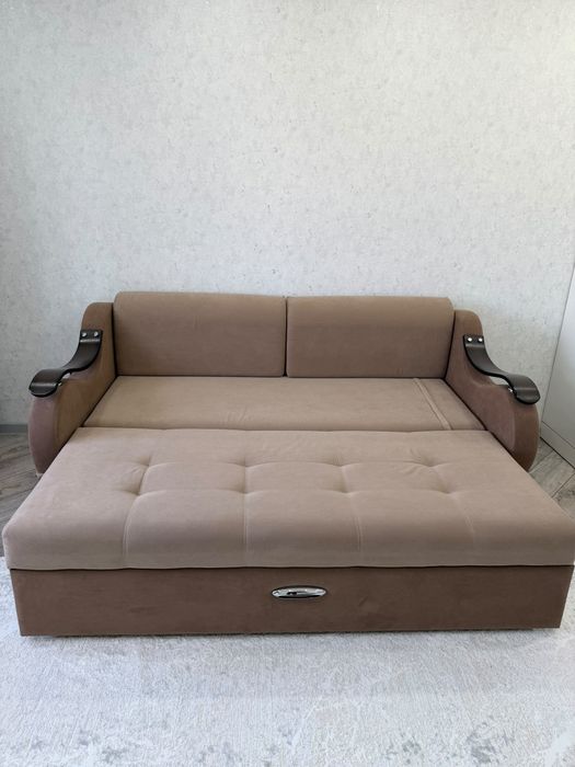 Продам диван срочно