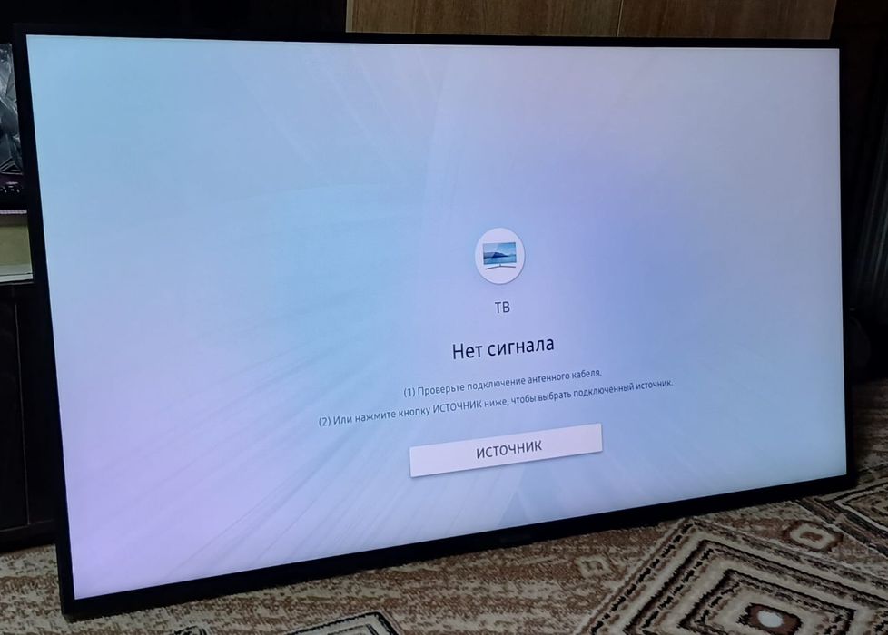 Смарт телевизор Samsung 109см оригинальный. С кронштейном