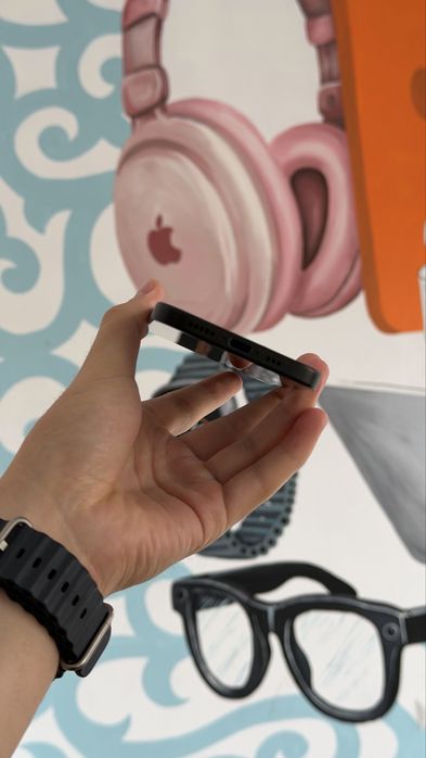 iPhone 15 128GB