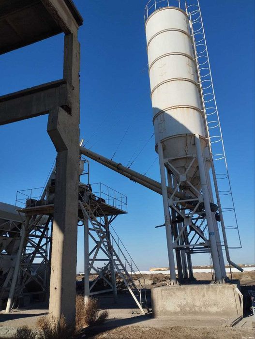 Beton ishlab chiqarish stanogi sotiladi