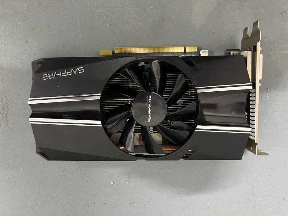 Placa video AMD Saphire HD7790 1gb