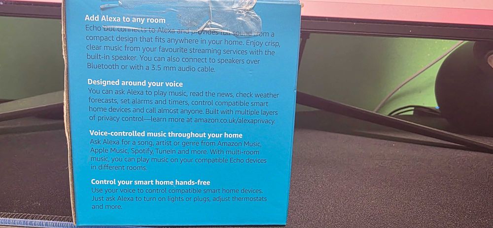 Продавам чисто нова колонка Amazon Echo Dot с Alexa.