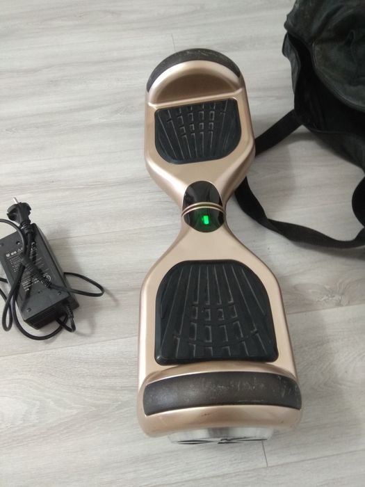 Продается гироскутер цвет бронза