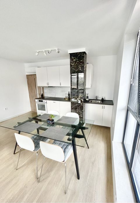 Продава се Двустаен апартамент в Варна, Левски - 71 кв.м за 2253 €/кв.м - Снимка #3