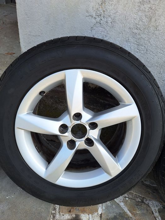 Vând 4 roți  audi  225 / 55 / 16
