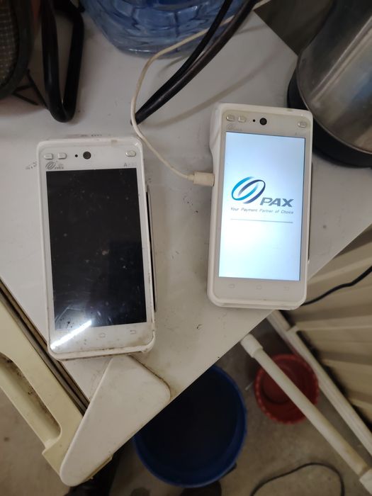 Кассовый аппарат, 2-е штуки