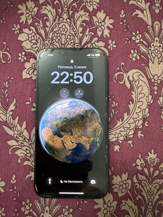 Iphone 13 в хорошем состоянии
