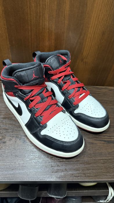 Кроссовки Nike Jordan оригинал (б/у в хорошем состоянии)